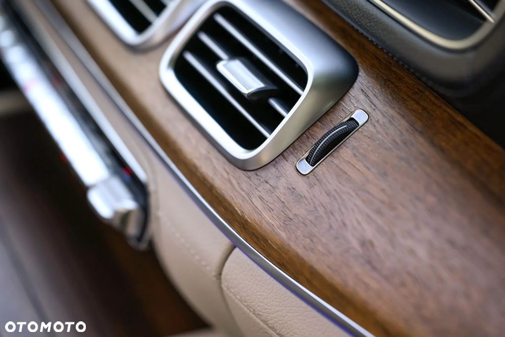 Mercedes-Benz GLE - 30