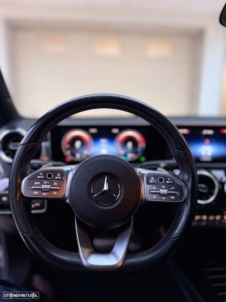 Mercedes-Benz A 250 e AMG Line - 20