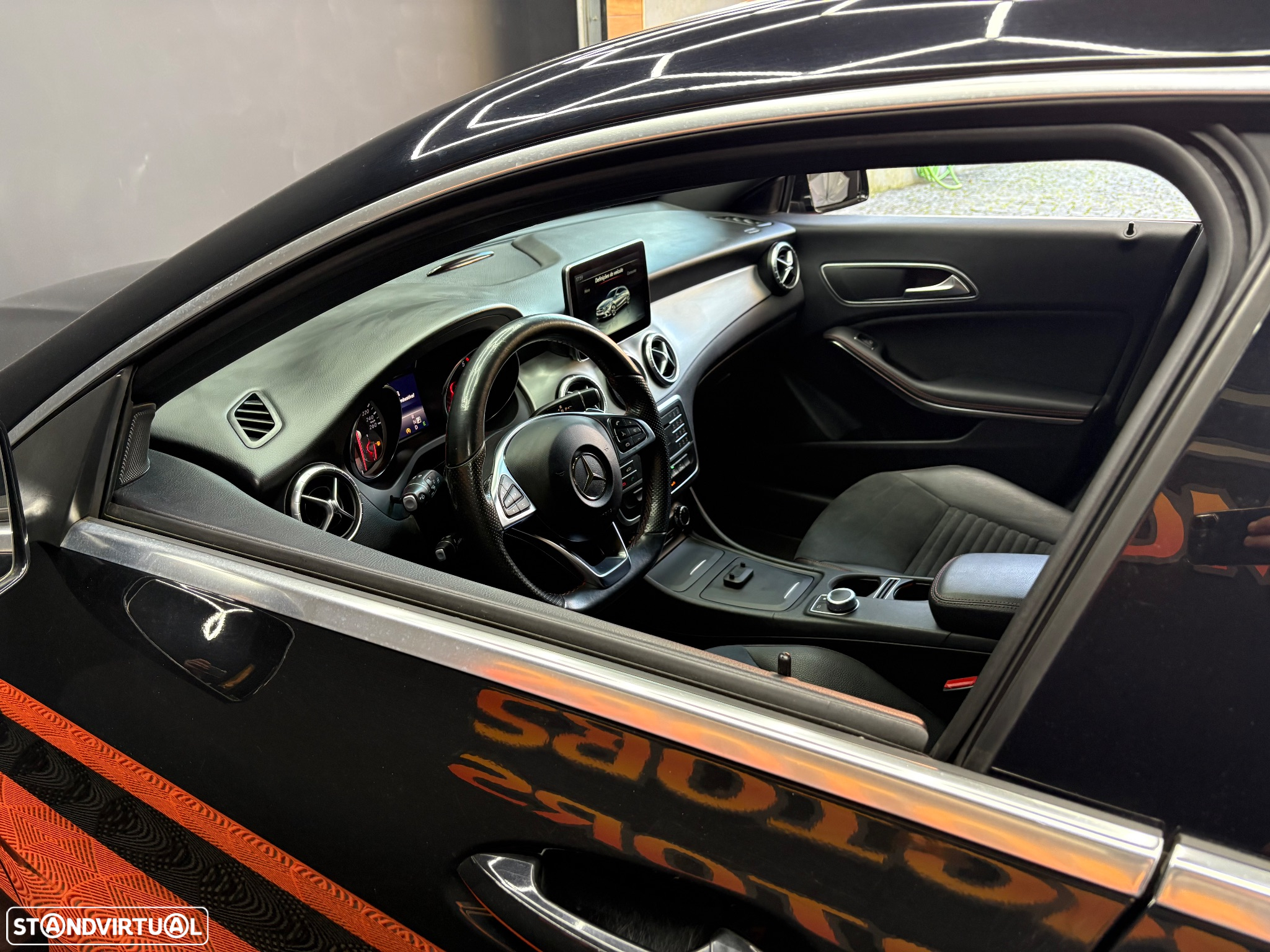 Mercedes-Benz CLA 200 d Shooting Brake AMG Line Aut. - 53
