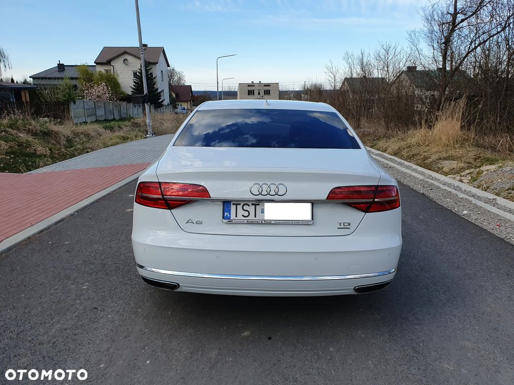Audi A8 4.2 TDI DPF (clean diesel) quattro tiptronic - 6