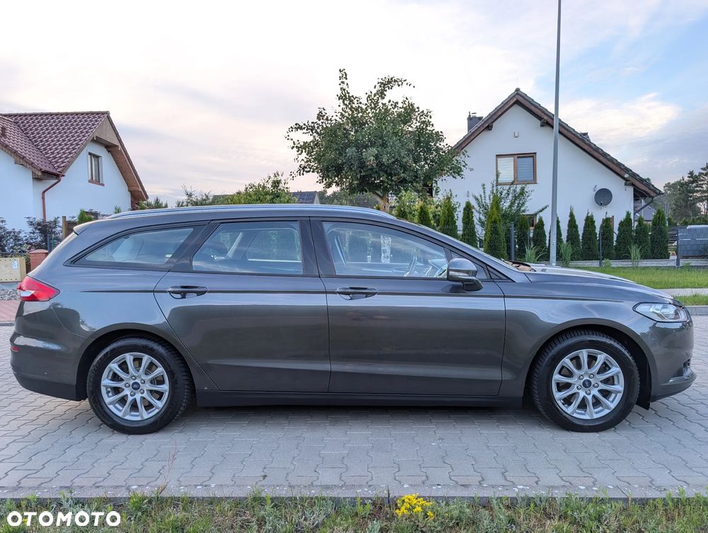 Ford Mondeo - 31