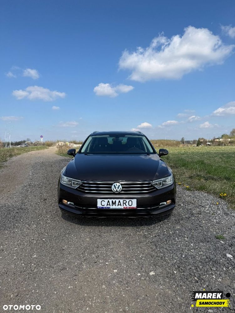 Volkswagen Passat - 2