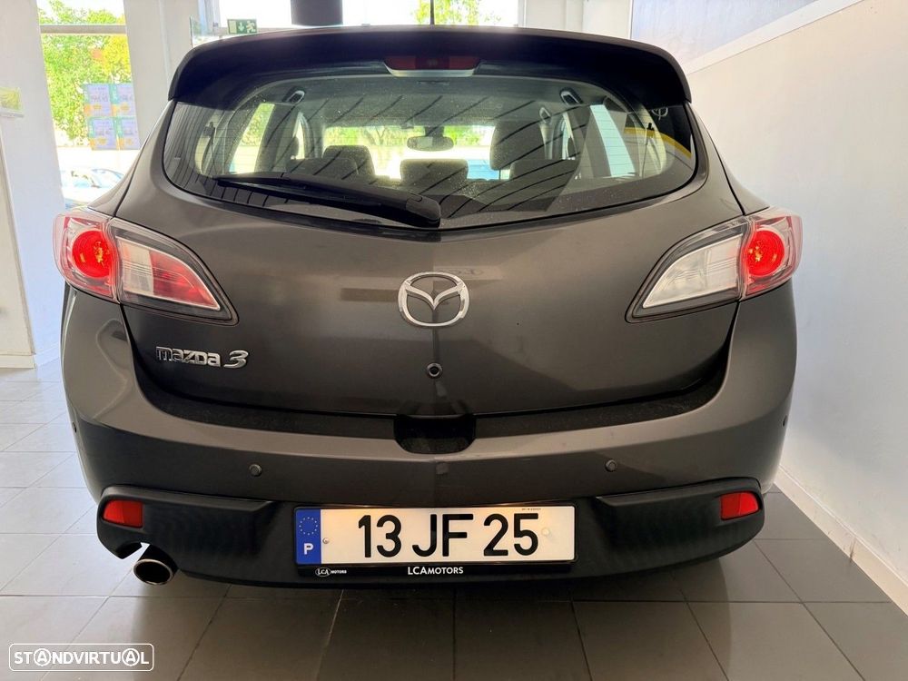 Mazda 3 Hatchback MZ-CD 1.6 Exclusive Plus - 9