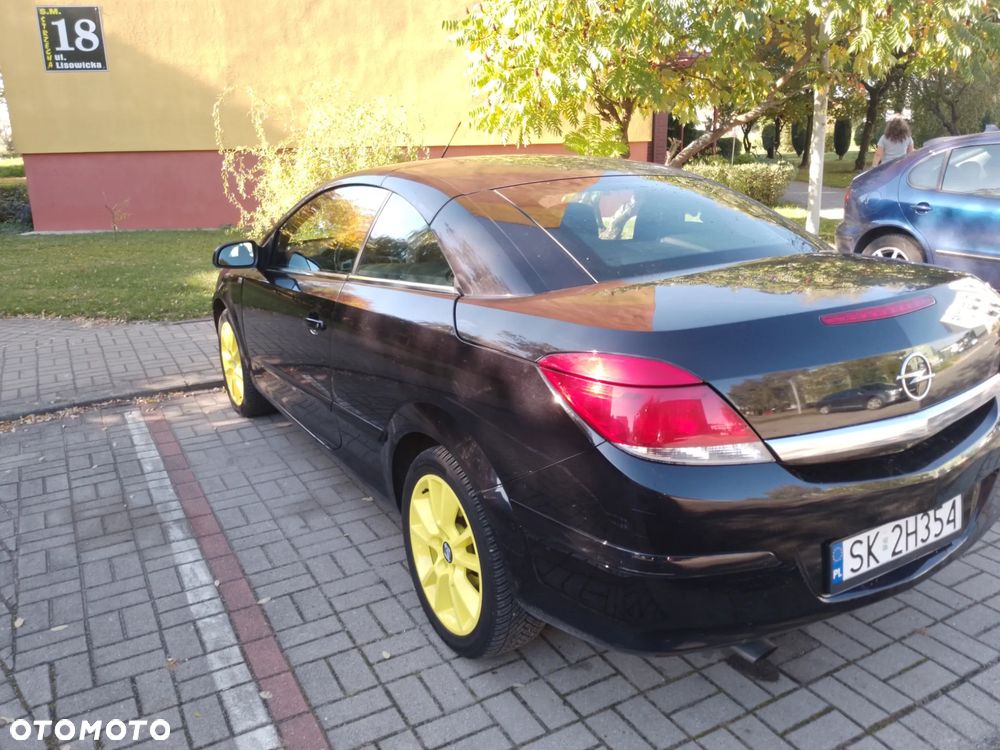 Opel Astra - 2