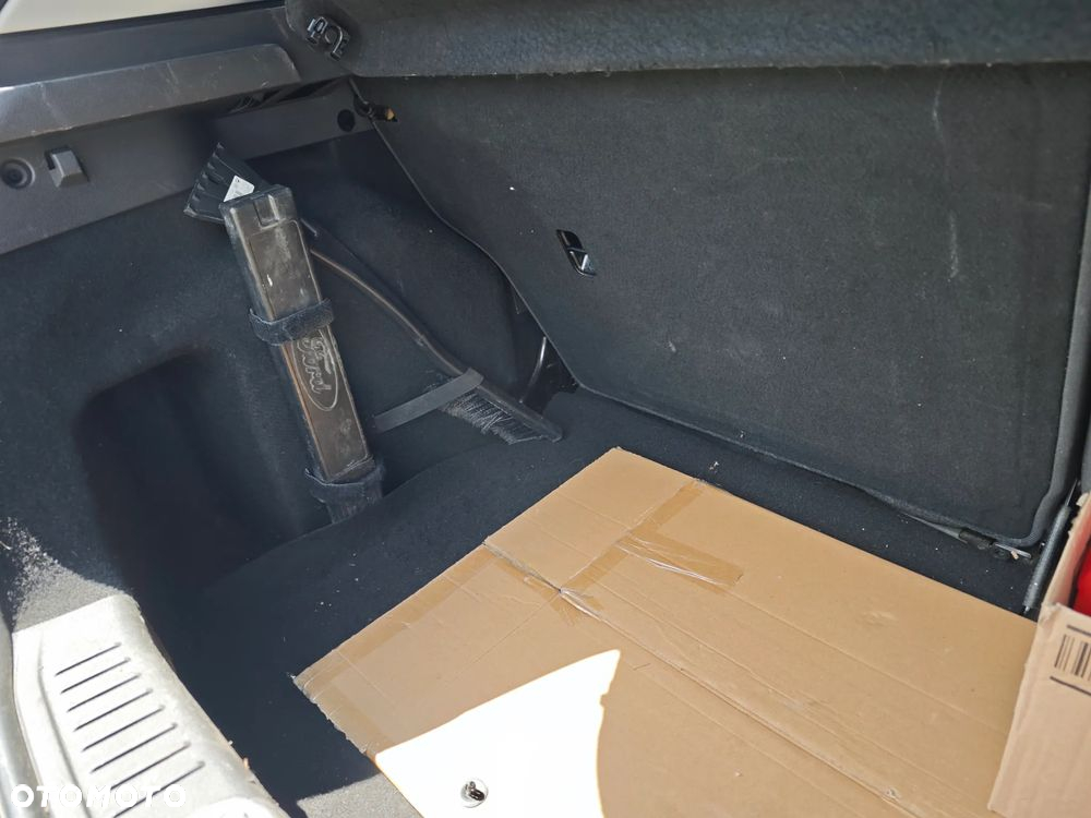 Ford Fiesta 1.0 Titanium X - 8