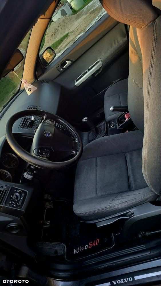Volvo S40 2.0D - 8
