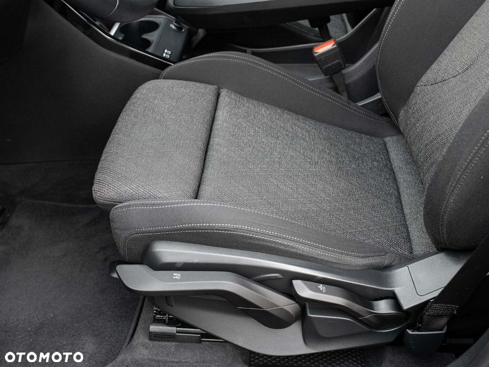BMW X1 sDrive18d - 11
