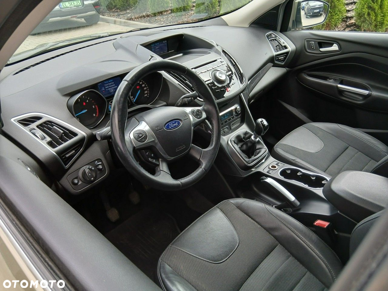 Ford Kuga - 13