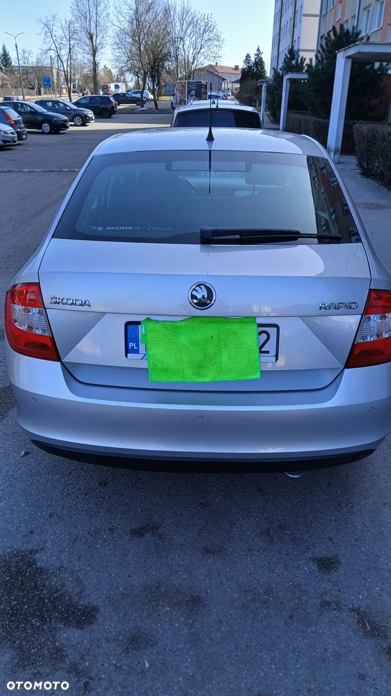 Skoda RAPID 1.6 TDI DPF Edition - 19