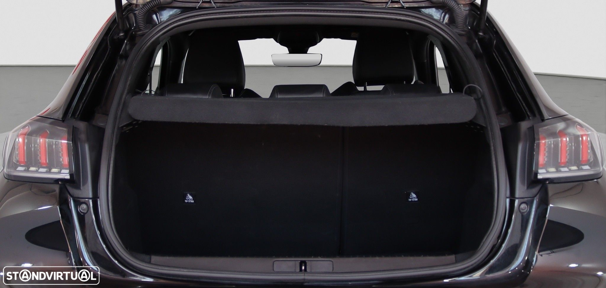 Peugeot 208 - 15