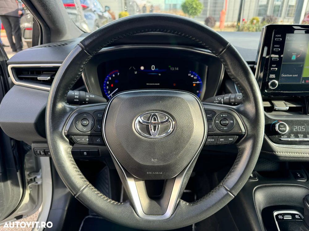 Toyota Corolla 1.8 HSD Dynamic - 13