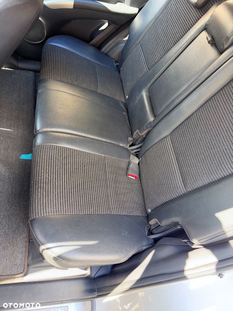 Kia Sportage 2.0 Tour + - 13