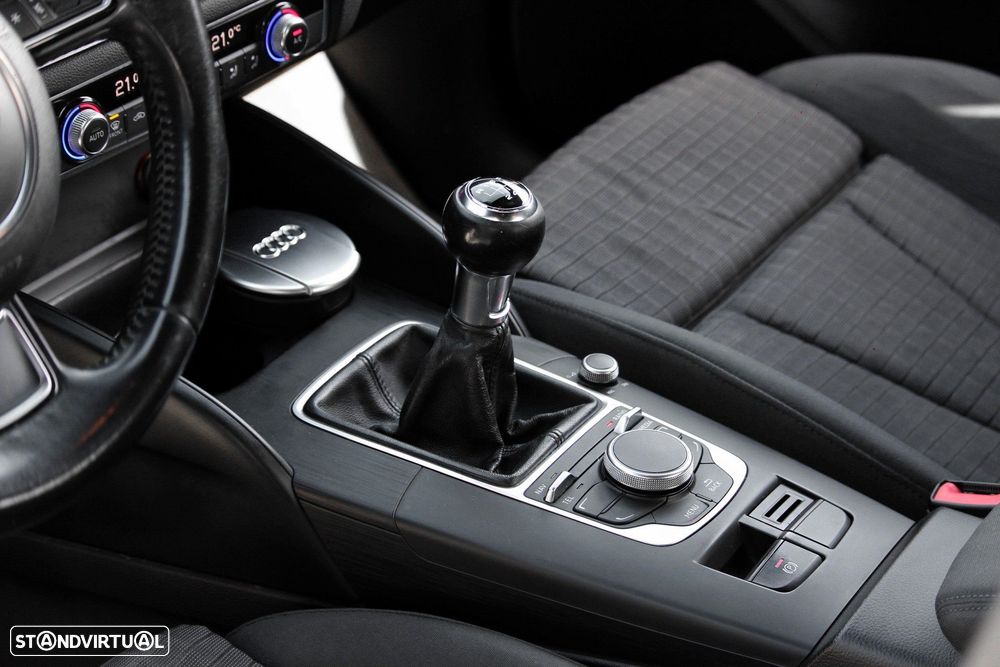 Audi A3 Limousine 2.0 TDI S-line - 13