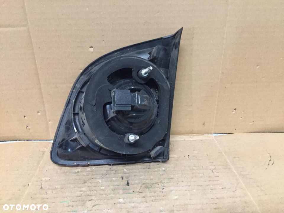 #LAMPA LEWY TYŁ VW GOLF PLUS nr 5M0945093L - 2