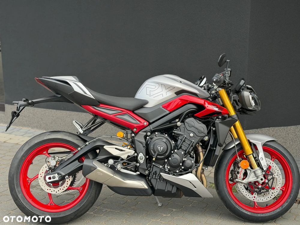 Triumph Street Triple - 2