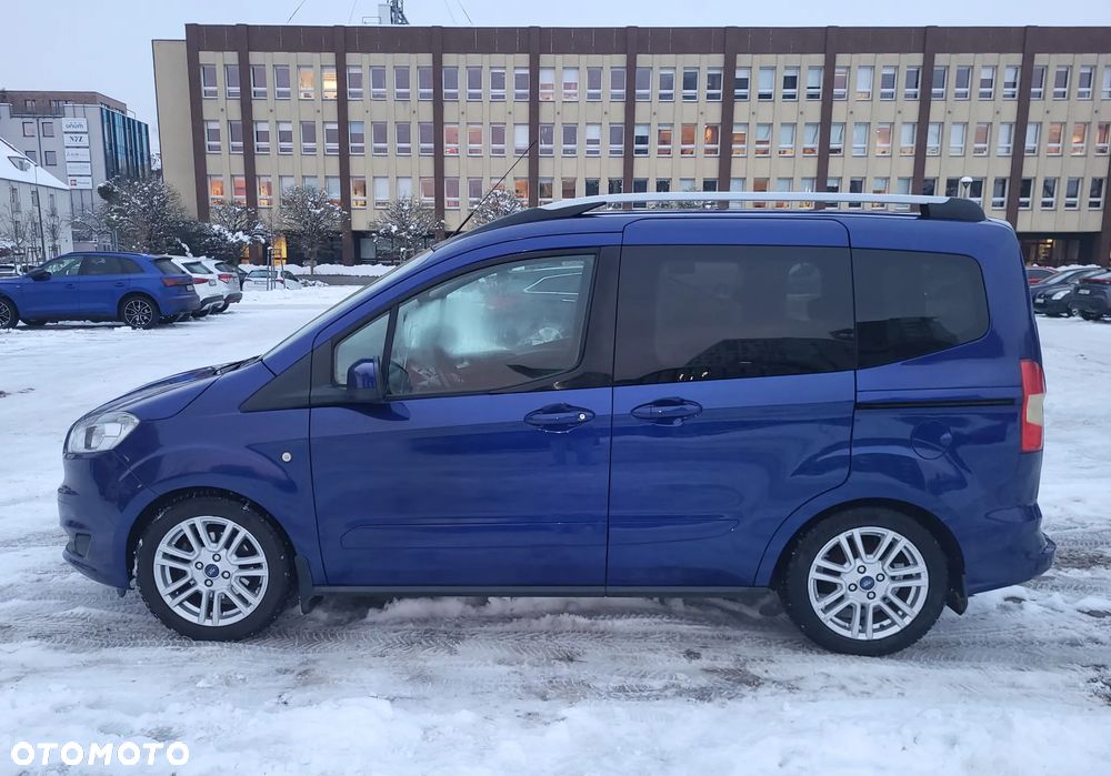 Ford Tourneo Courier 1.5 TDCi Titanium - 6