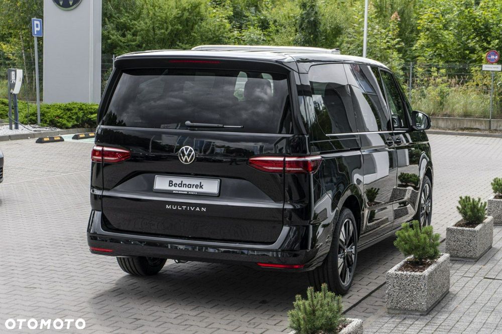 Volkswagen Multivan - 7