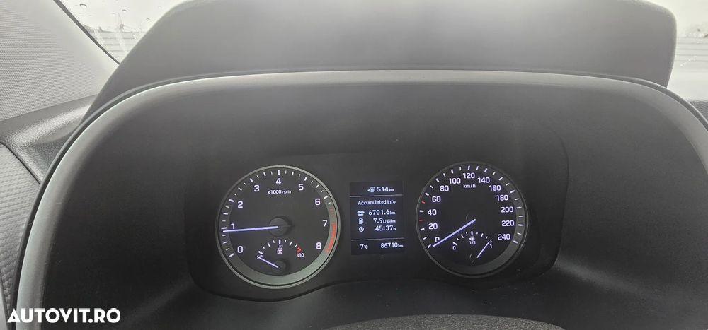 Hyundai Tucson 1.6 GDI 2WD 6MT Style - 12