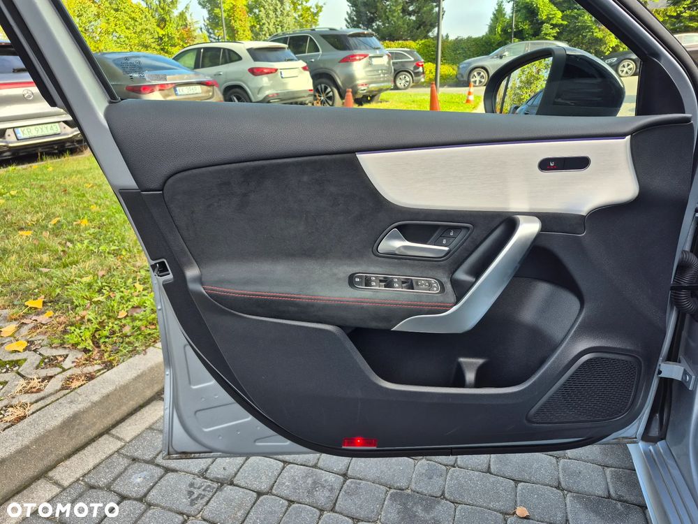Mercedes-Benz Klasa A 200 AMG Line 7G-DCT - 17