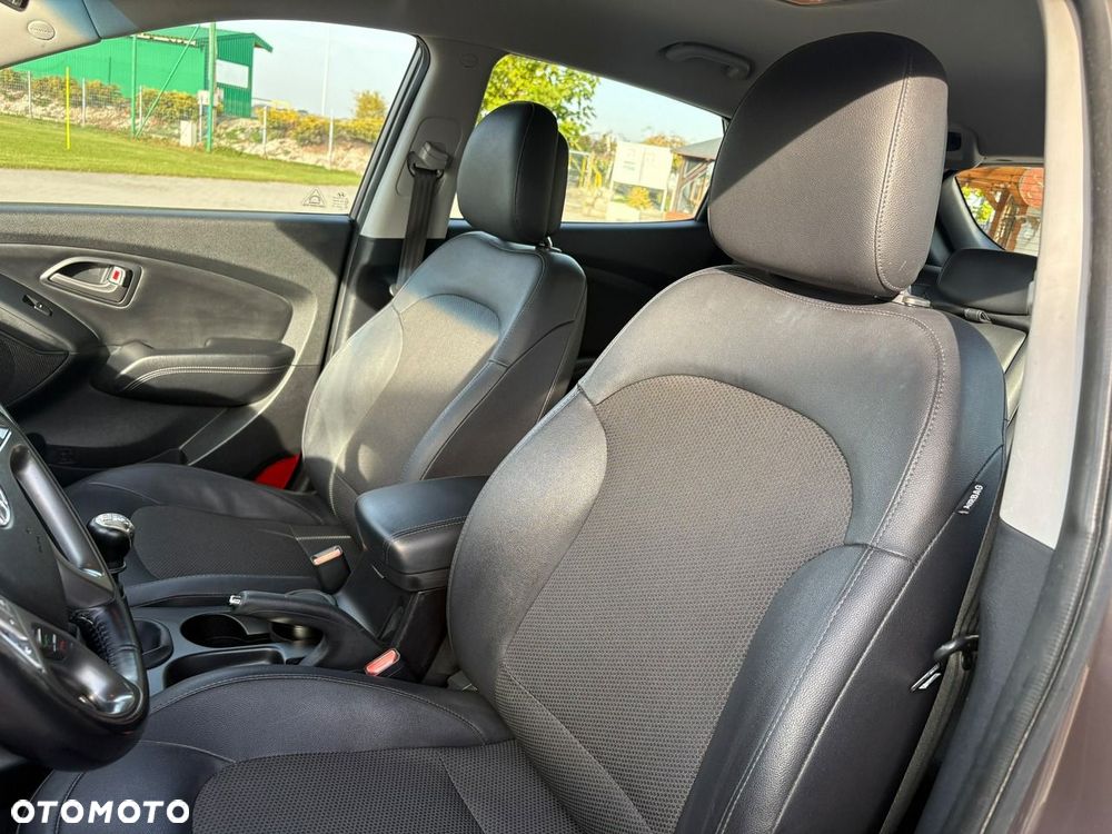 Hyundai ix35 1.6 2WD Fifa World Cup Edition - 22