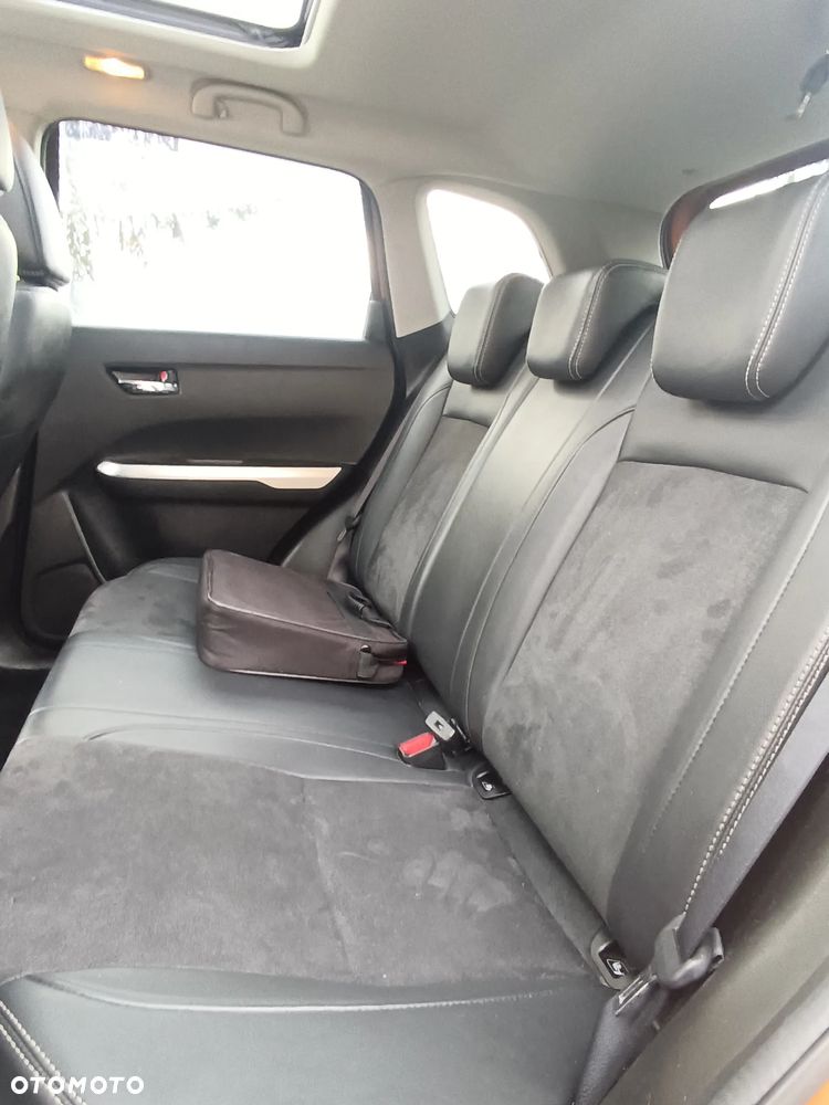 Suzuki Vitara 1.6 DDiS (4x4) Allgrip Comfort+ - 22