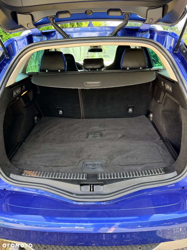 Renault Megane 1.6 TCe GT EDC - 25