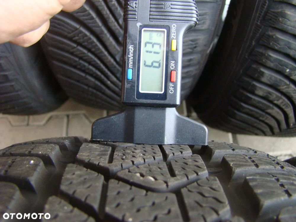 a184 5x114,3 Suzuki Sx4 S-Cross Fiat Sedici 7Jx16 Opony Zima 205/60 R16 - 16