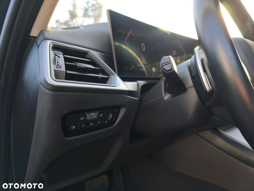 BMW Seria 3 318i Advantage - 27