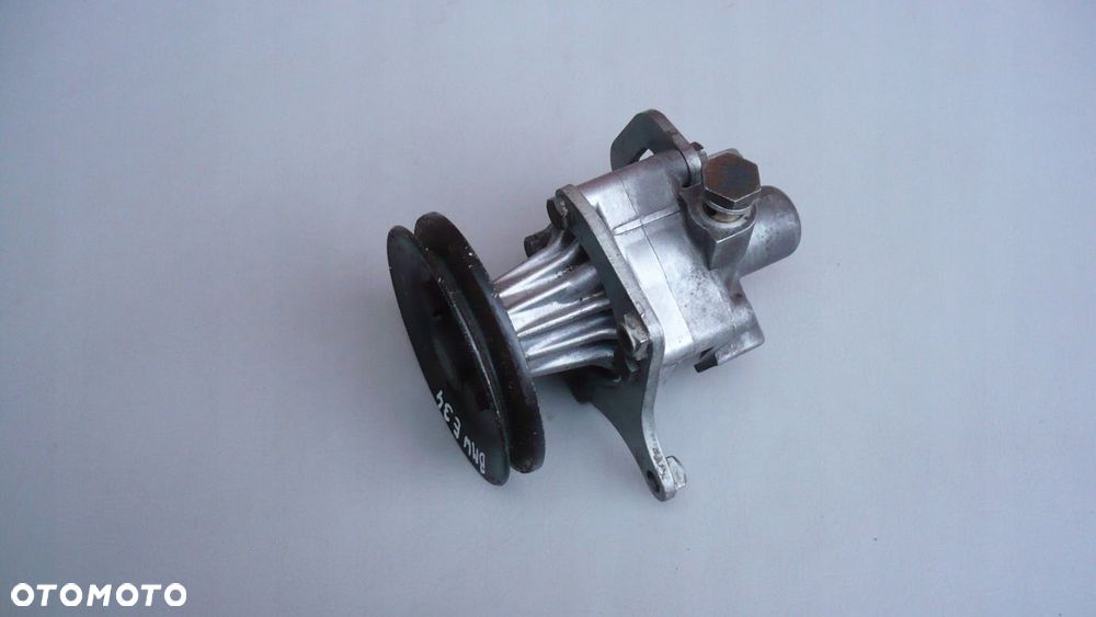 Pompa wspomagania ZF 1141051 BMW 5 E34 518 1,8 130 BAR - 1