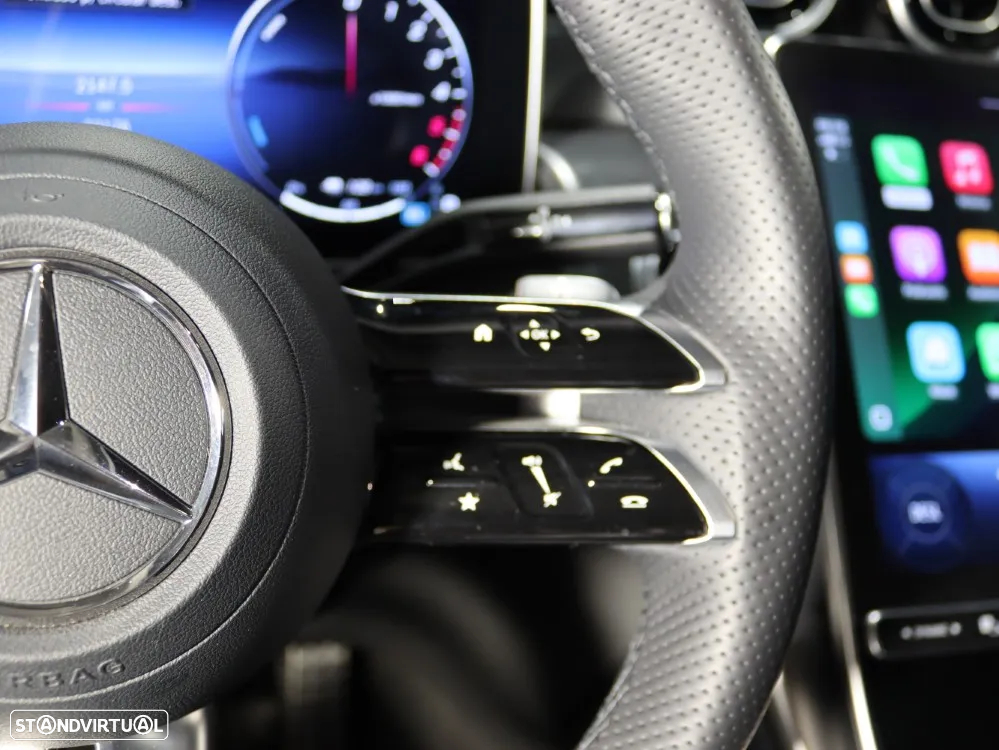 Mercedes-Benz GLC 300 de 4Matic - 23