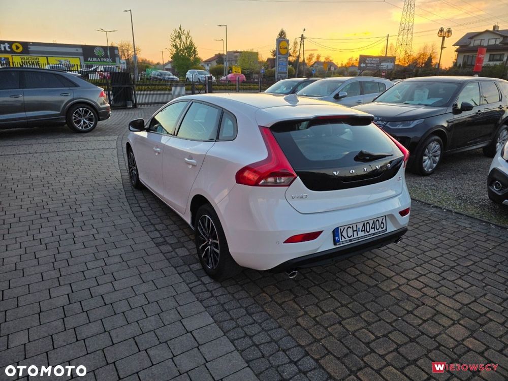 Volvo V40 - 8