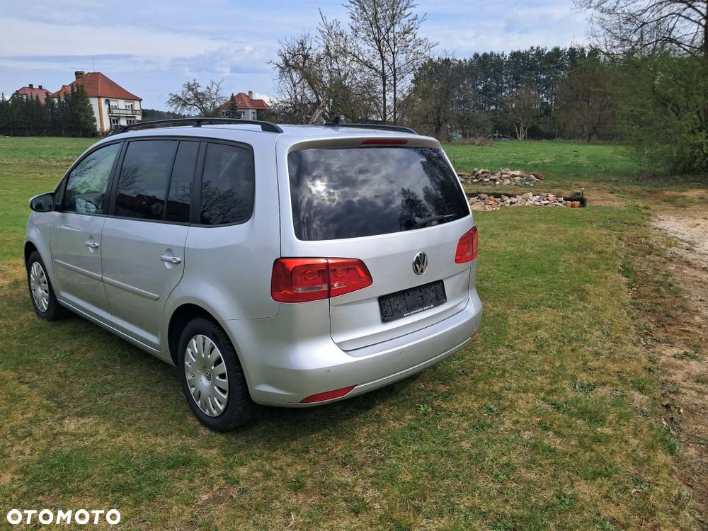 Volkswagen Touran - 2