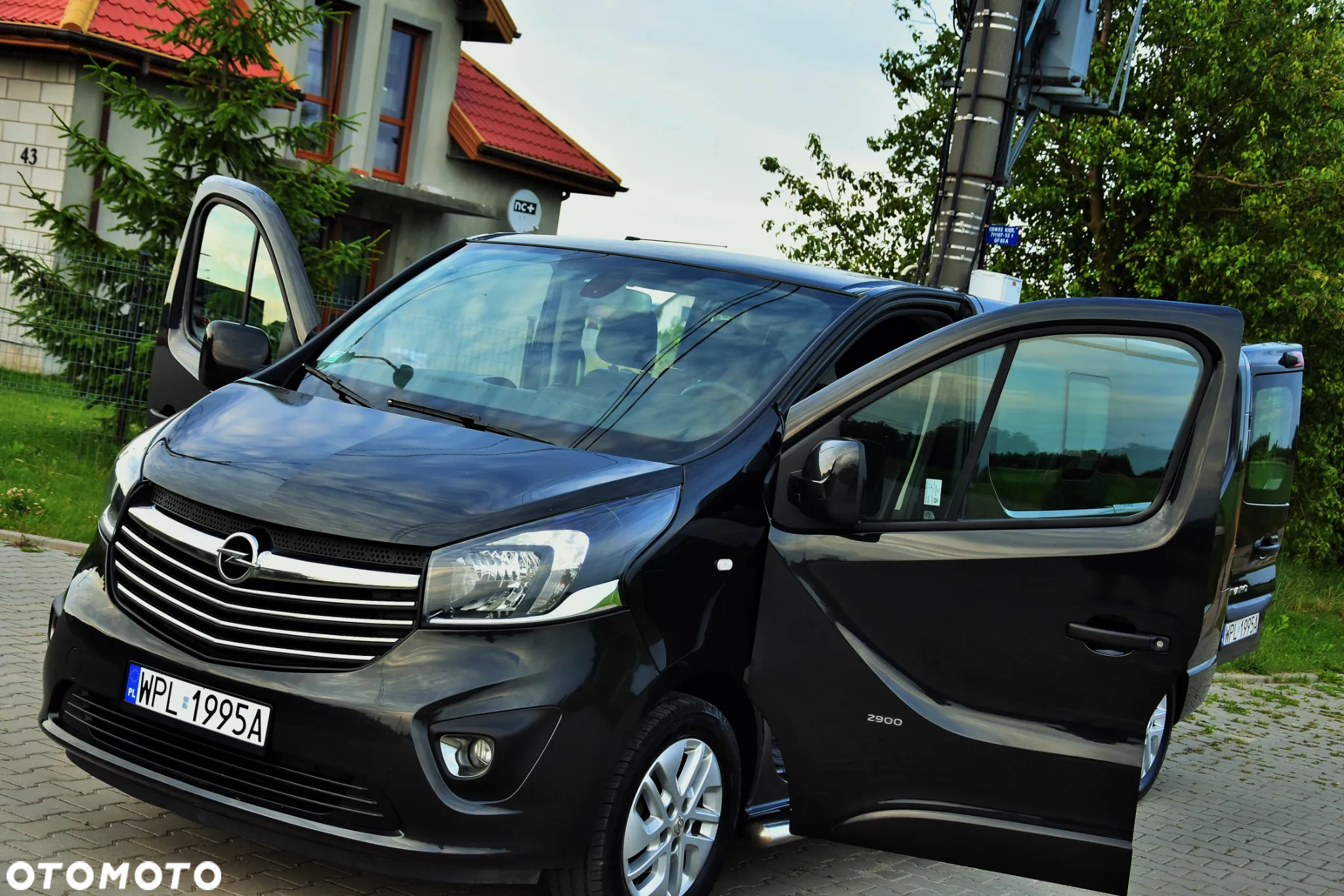 Opel Vivaro L2H1 2.9t Elegance - 18