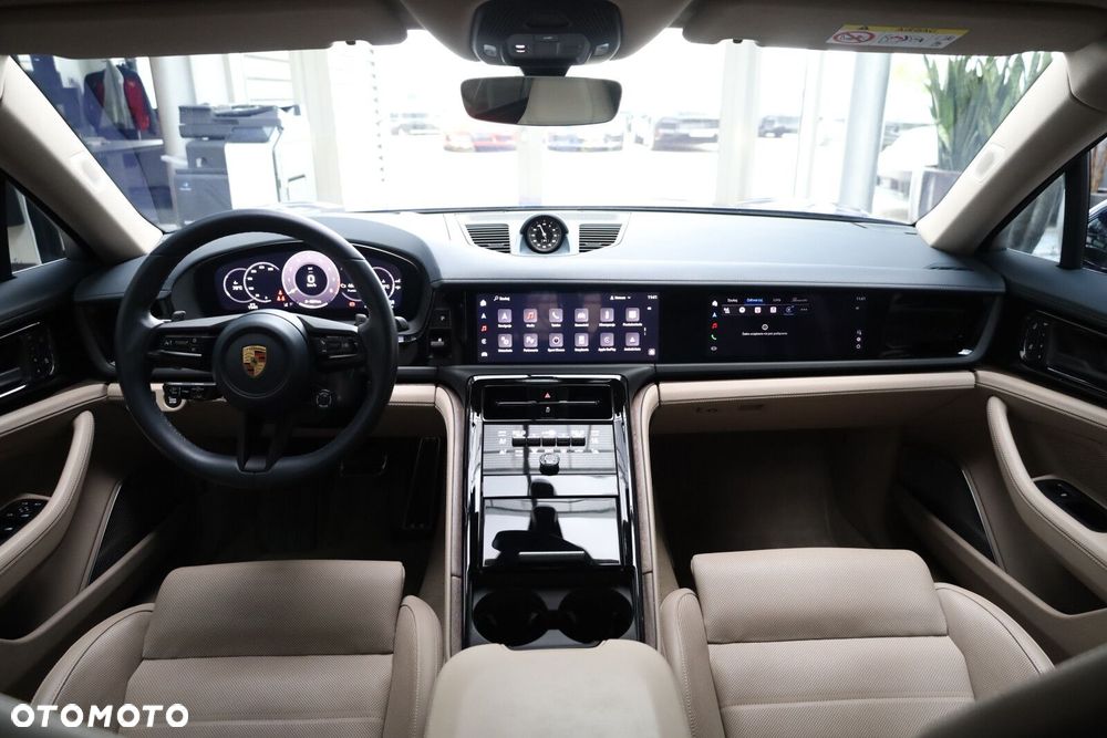 Porsche Panamera 4 - 13