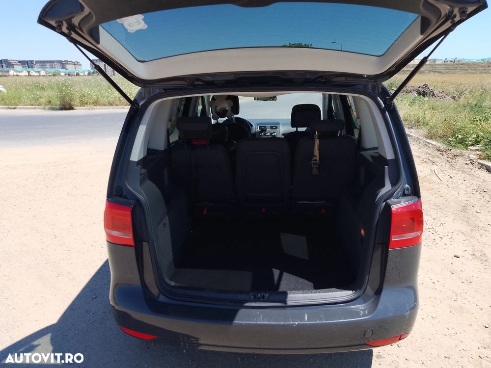 Volkswagen Touran 1.6 TDI Comfortline - 6