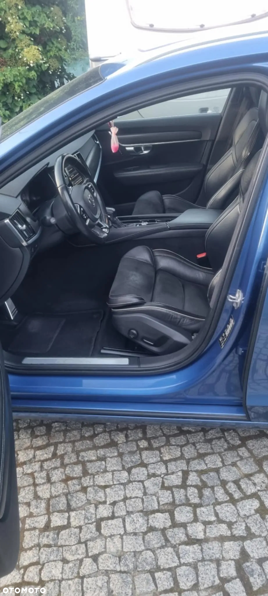 Volvo V90 D4 AWD R-Design - 23