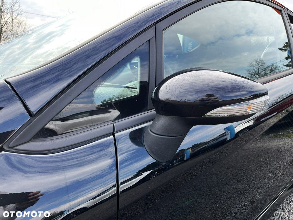 Ford Fiesta 1.0 EcoBoost S&S TREND - 24