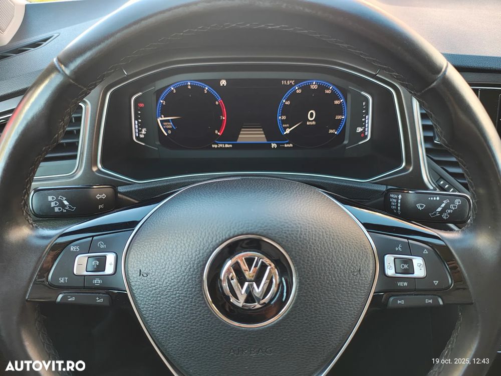 Volkswagen T-ROC 1.0 TSI Base - 1