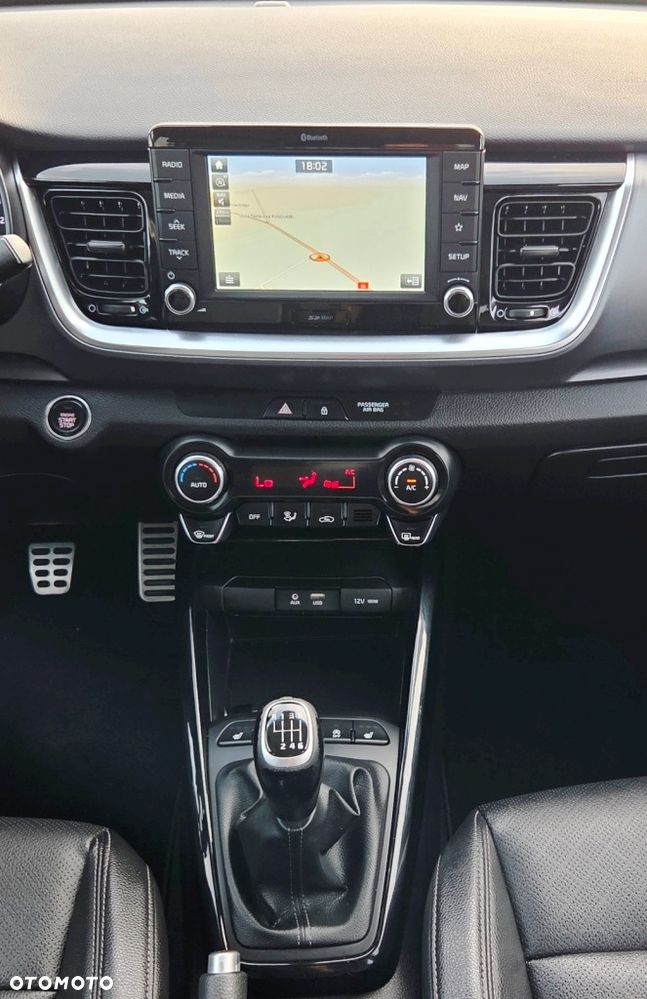 Kia Stonic 1.0 T-GDI 120 Platinum Edition - 38