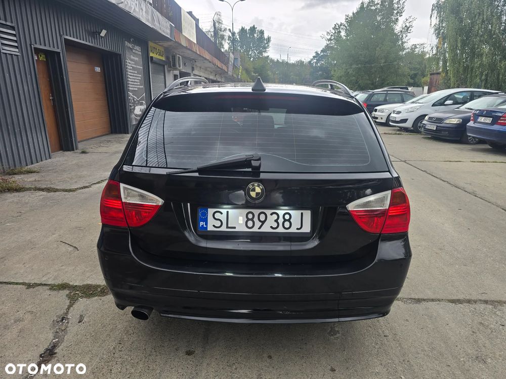 BMW Seria 3 318d - 6