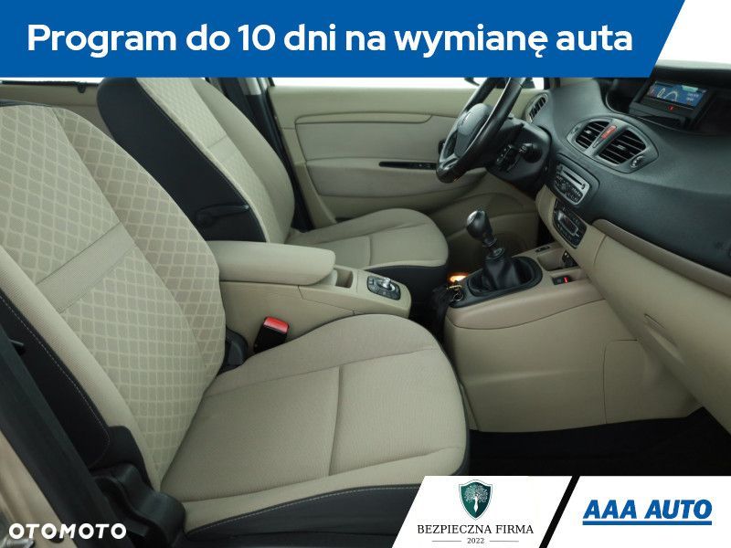 Renault Scenic - 9