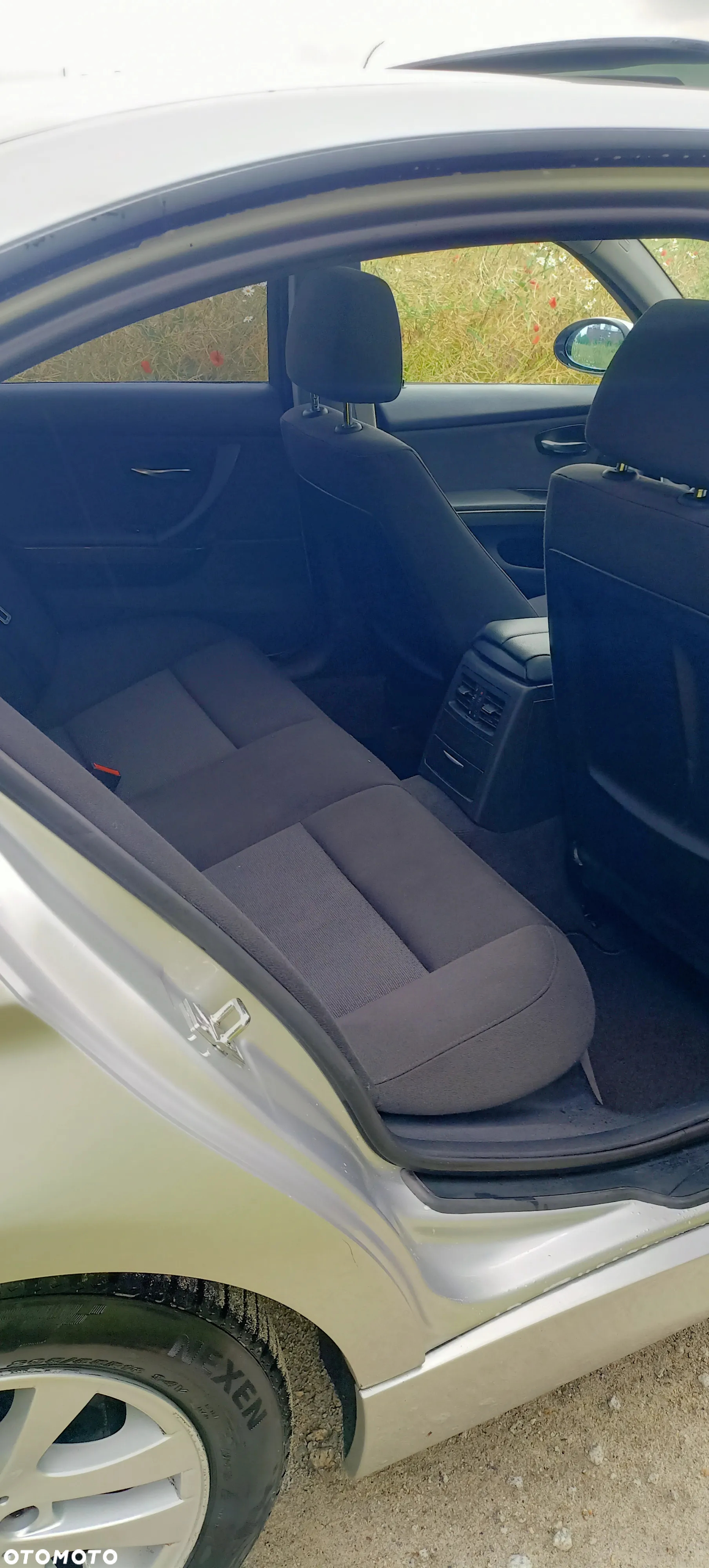 BMW Seria 3 320i - 9