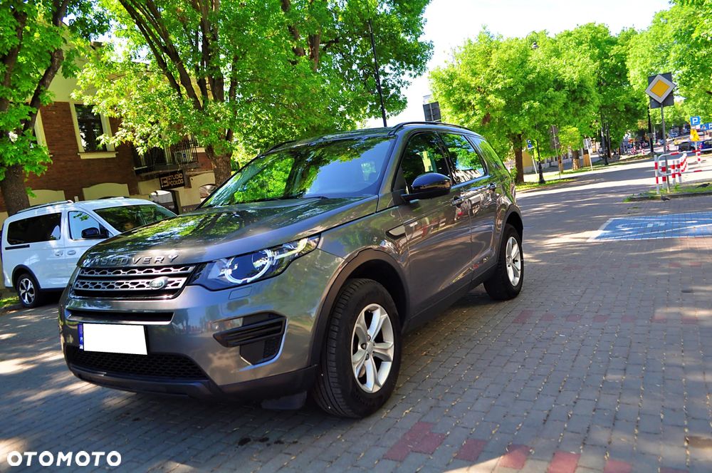Land Rover Discovery Sport D150 R-Dynamic - 2