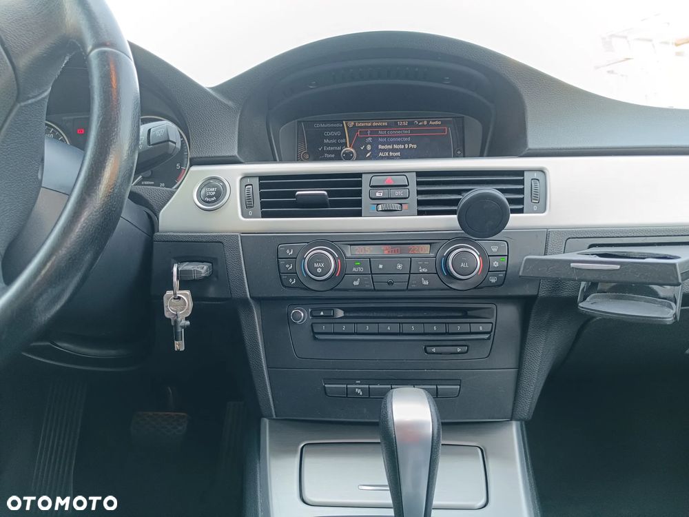 BMW Seria 3 320d - 21