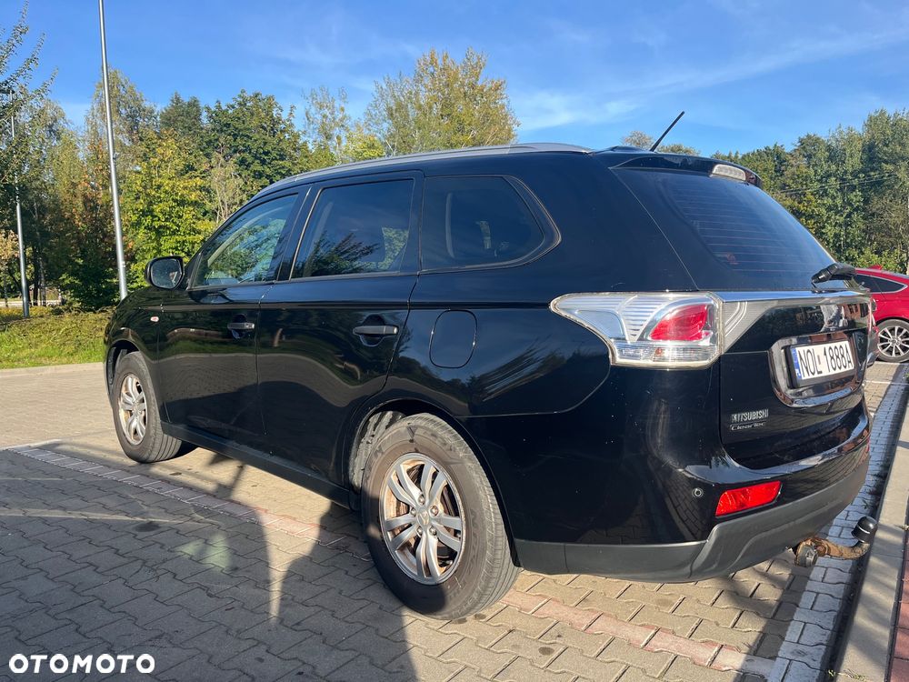 Mitsubishi Outlander - 17