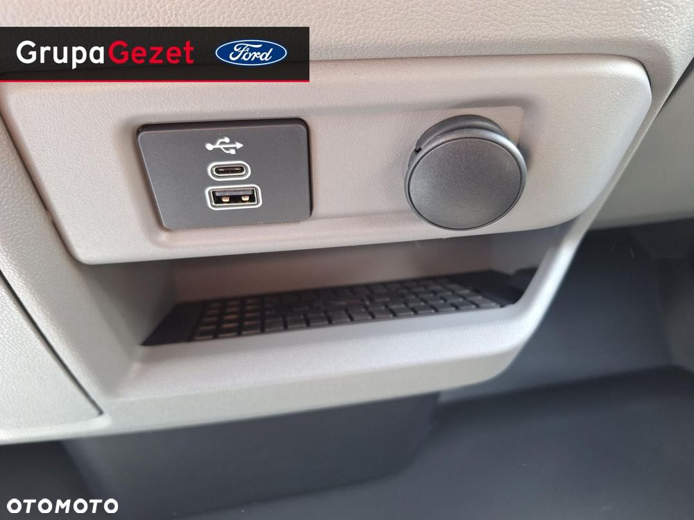 Ford Transit Custom - 11