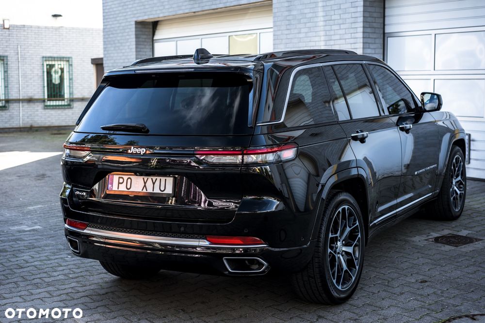 Jeep Grand Cherokee - 33