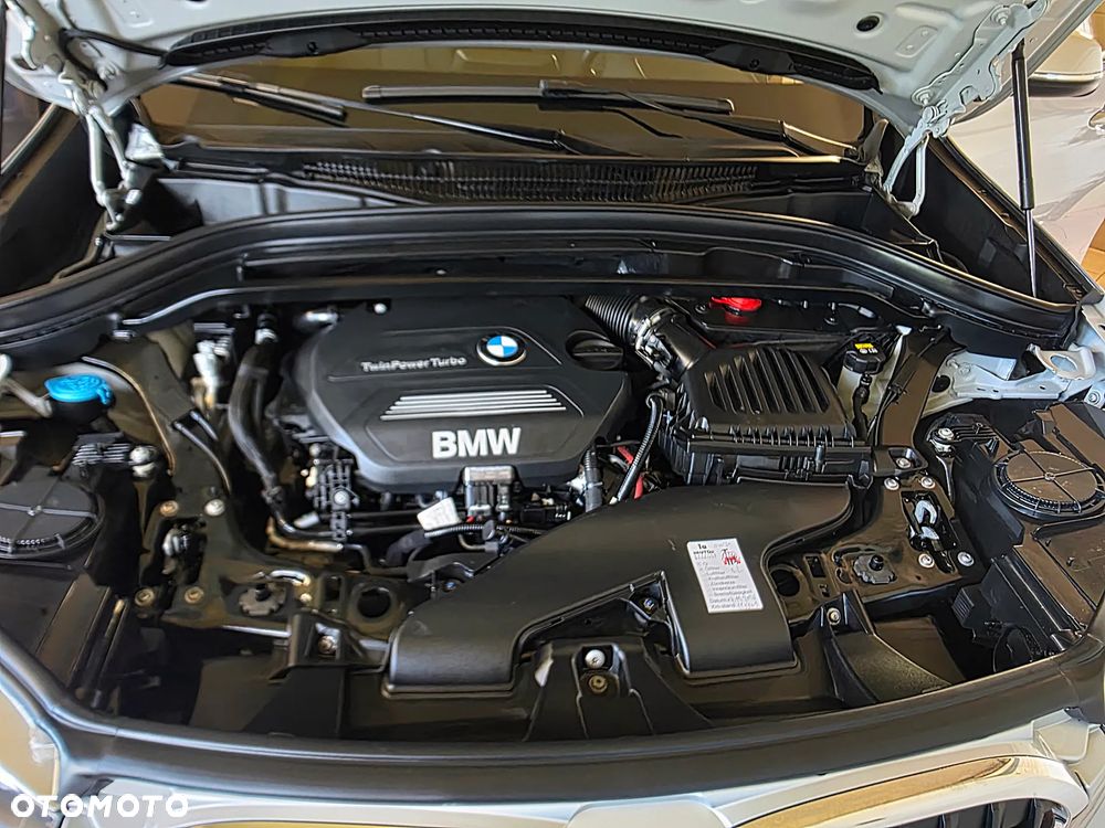 BMW X1 sDrive18d xLine - 7