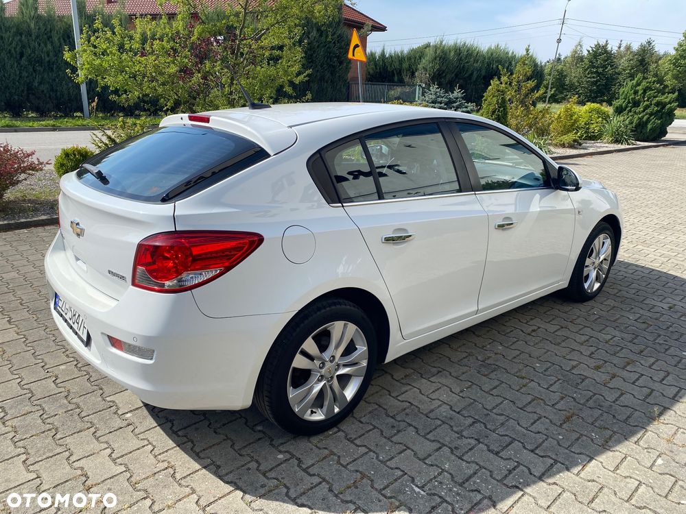 Chevrolet Cruze 1.4 T LTZ - 9