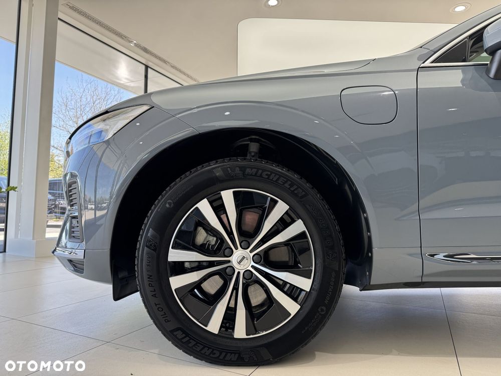 Volvo XC 60 T6 Plug-In Hybrid AWD Inscription - 20